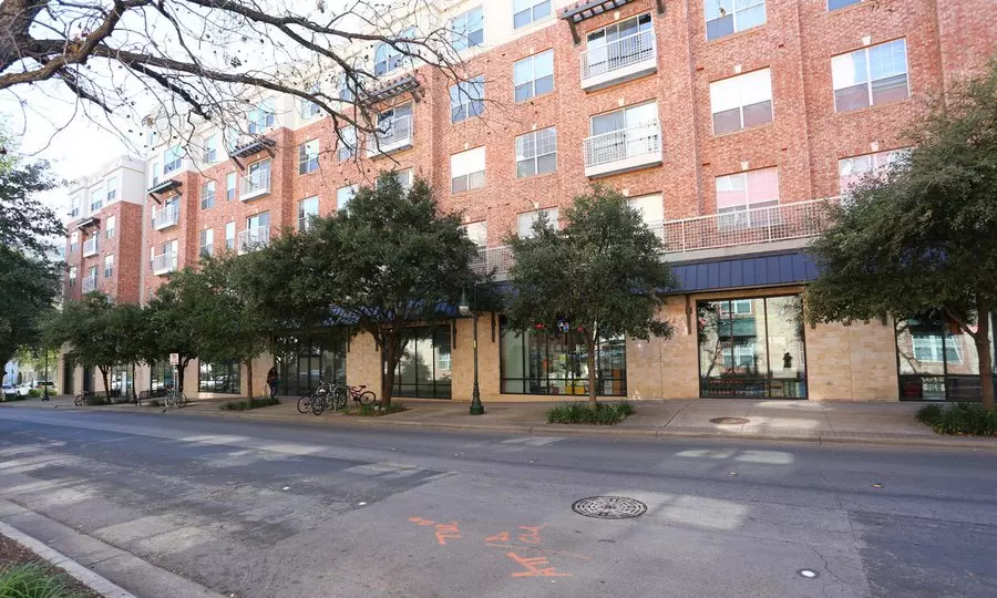 715 West 22nd Street, Austin, TX 78705 photo 2