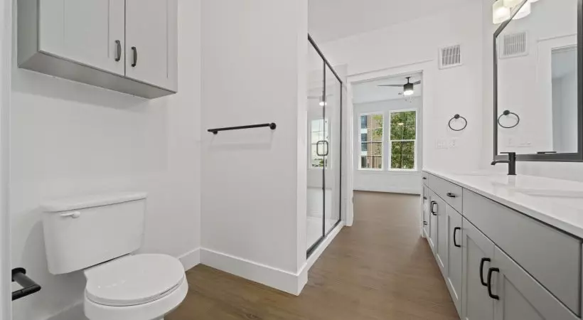 2310 Hermia Street, Austin, TX 78741 photo 3