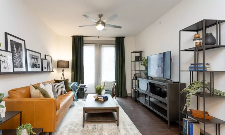 726 Airport Boulevard, Austin, TX 78702 photo 2