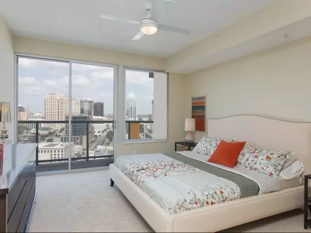 806 West 5th Street, Austin, TX 78703 photo 2