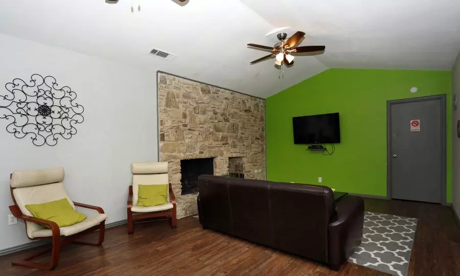 8106 North Mopac Expressway, Austin, TX 78759 photo 3