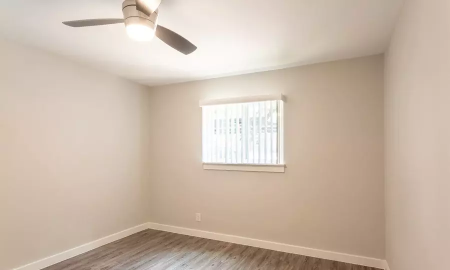 815 Tirado Street, Austin, TX 78752 photo 2