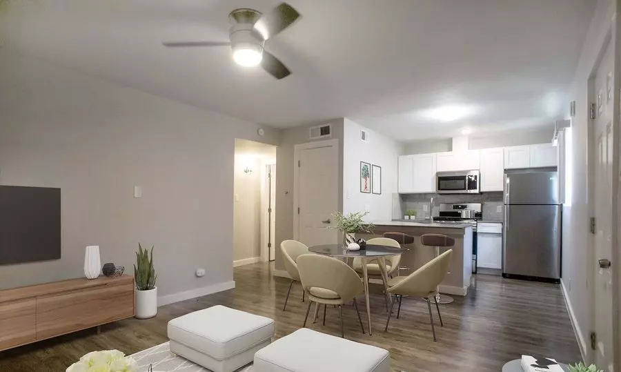 815 Tirado Street, Austin, TX 78752 photo 3