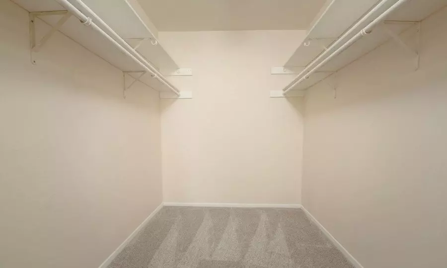 8621 Rockwood Lane, Austin, TX 78757 photo 5