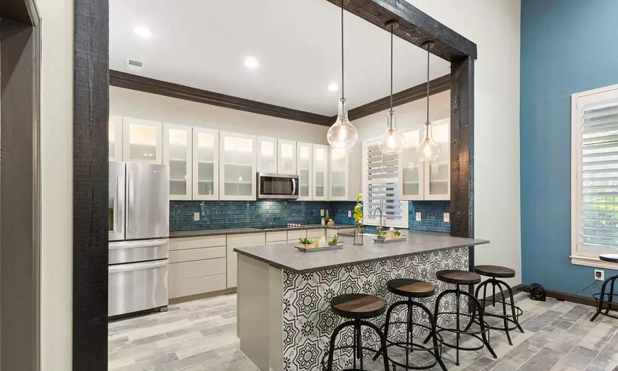 8807 North Fm 620 Road, Austin, TX 78726 photo 4
