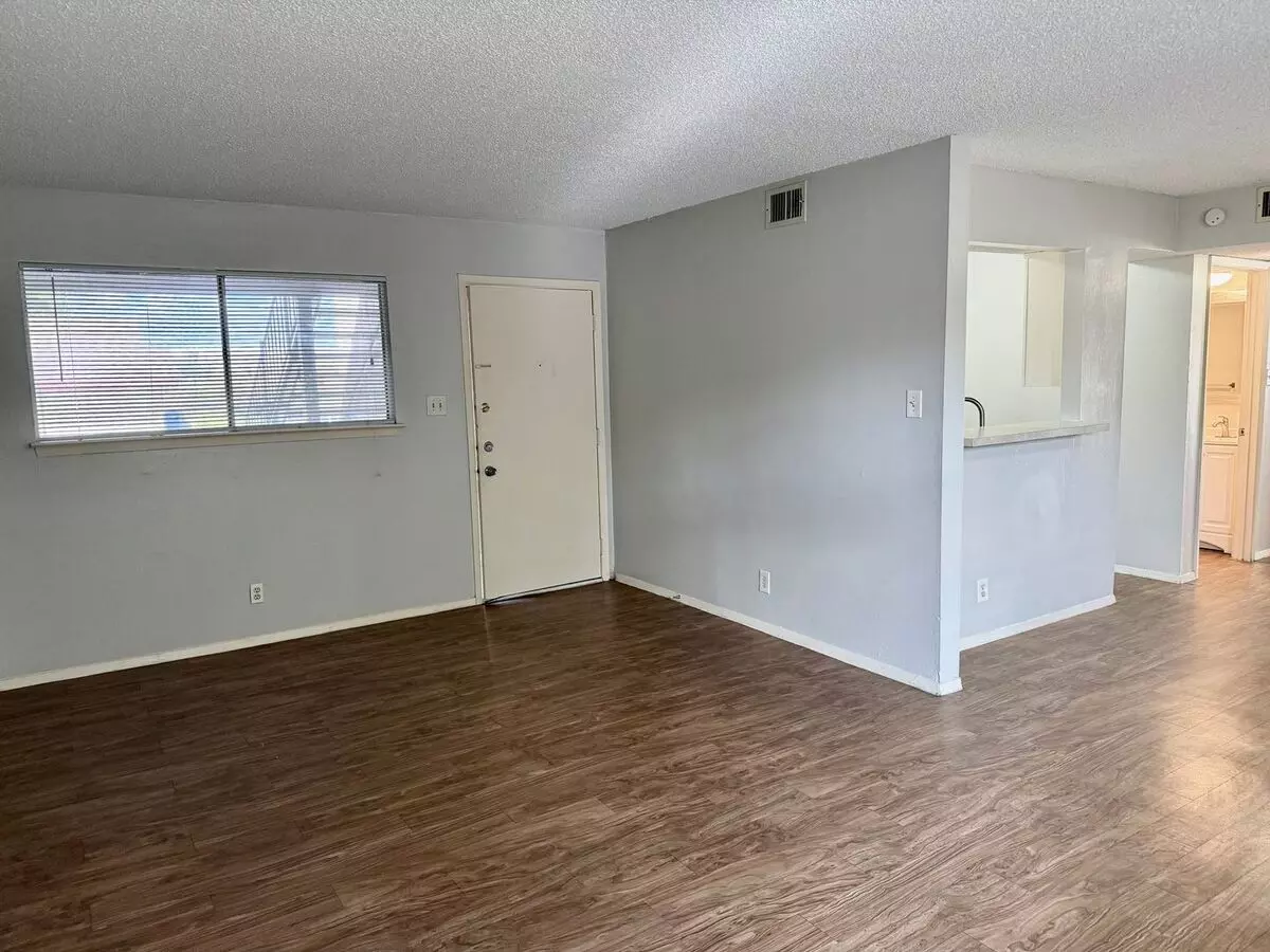 8909 Parkfield Drive, Austin, TX 78758 photo 5