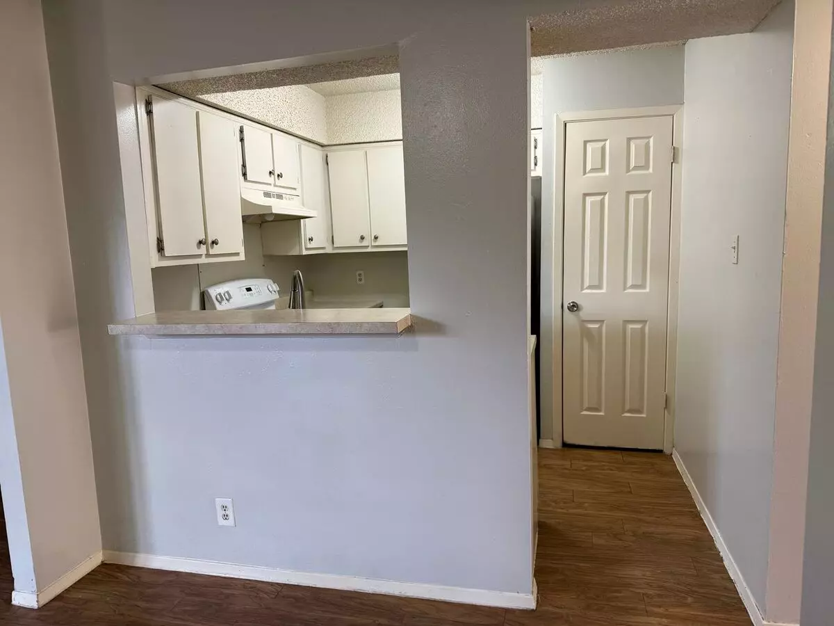 8909 Parkfield Drive, Austin, TX 78758 photo 2
