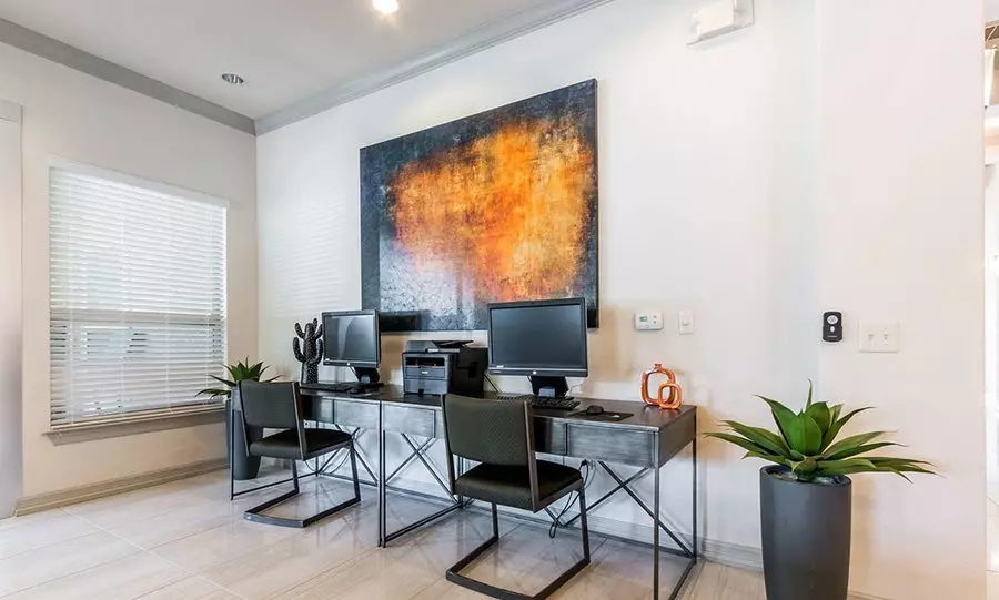 9107 Circle Drive, Austin, TX 78736 photo 5