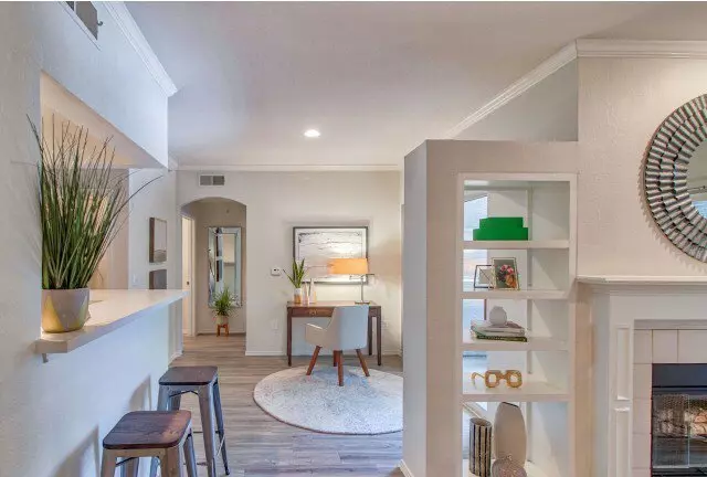 9807 Stonelake Boulevard, Austin, TX 78759 photo 3