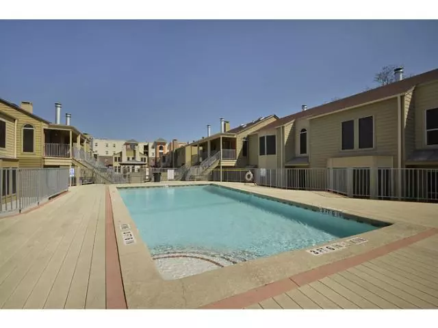 2529 Rio Grande # 18 photo 2