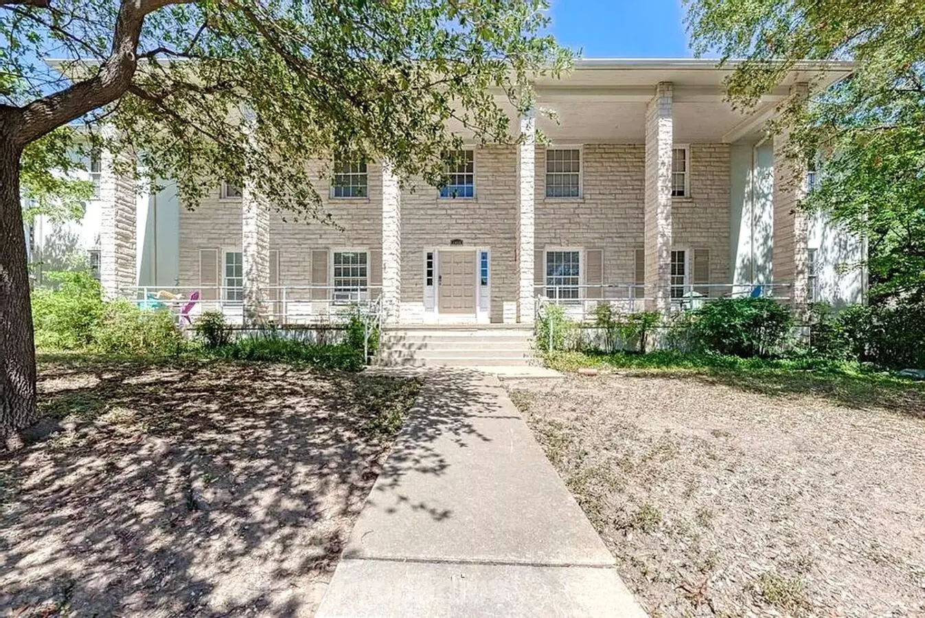 1919 Robbins Place, Austin, TX 78705 photo 4