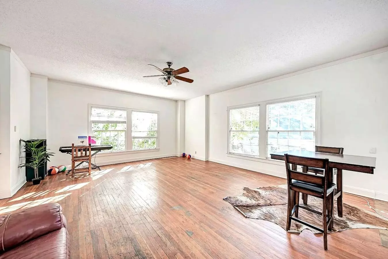 1919 Robbins Place, Austin, TX 78705 photo 2