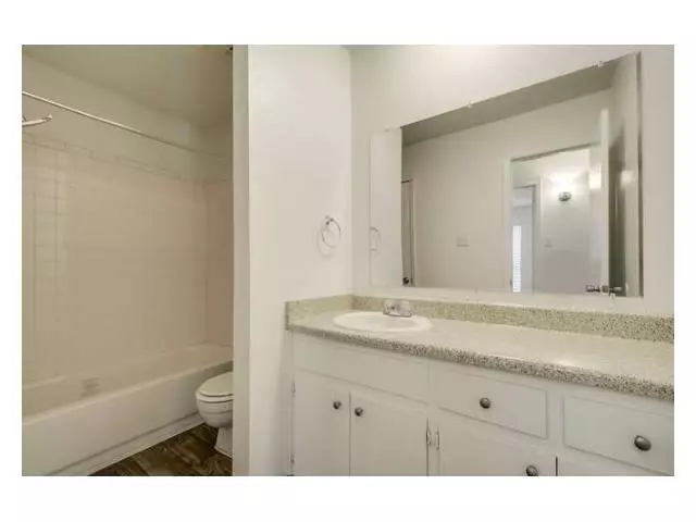 5009 Copperbend Blvd photo 5