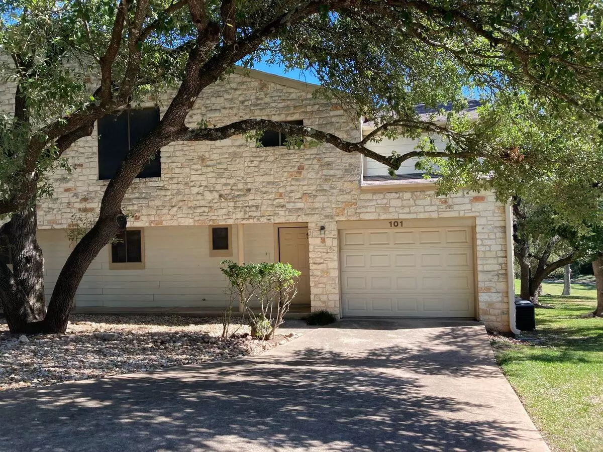 Great Hills Townhome Available photo 3