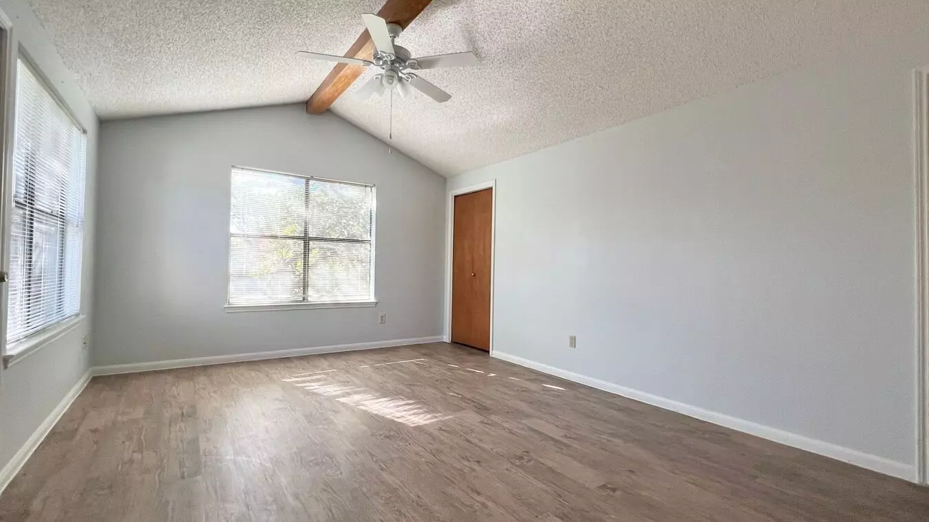 Great Hills Townhome Available photo 5