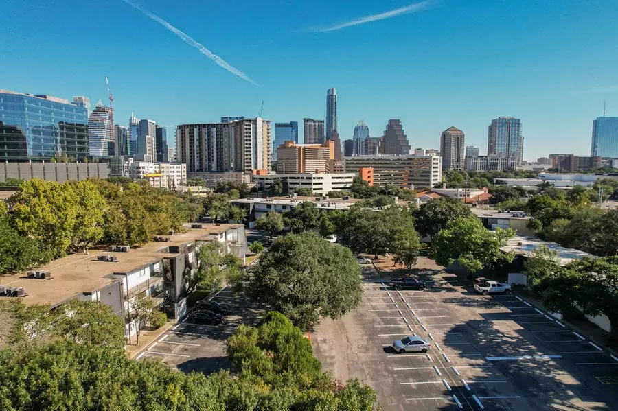 South Congress Square photo 3