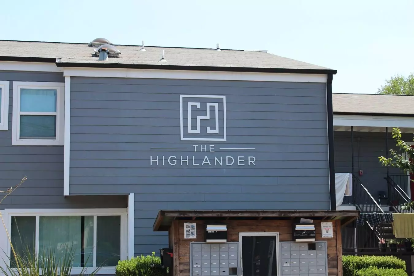 The Highlander photo 3