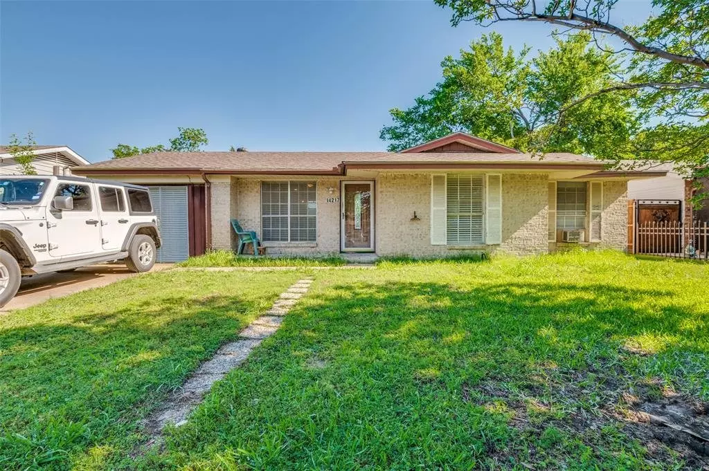 14217 Carla Drive, Balch Springs, TX 75180 photo 5