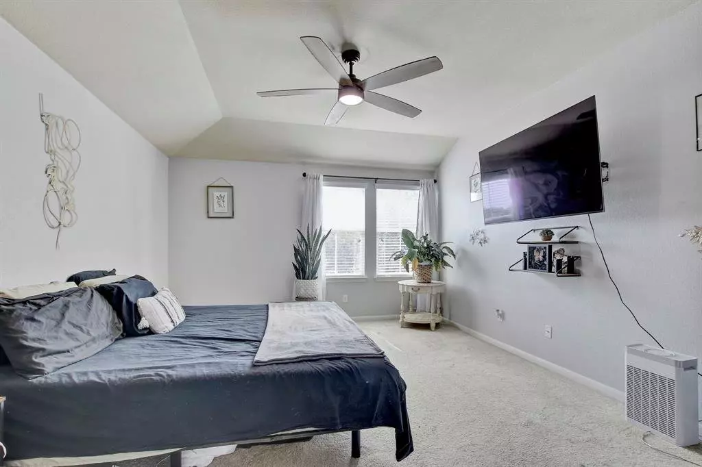 215 Wildcat Drive, Bastrop, TX 78602 photo 5