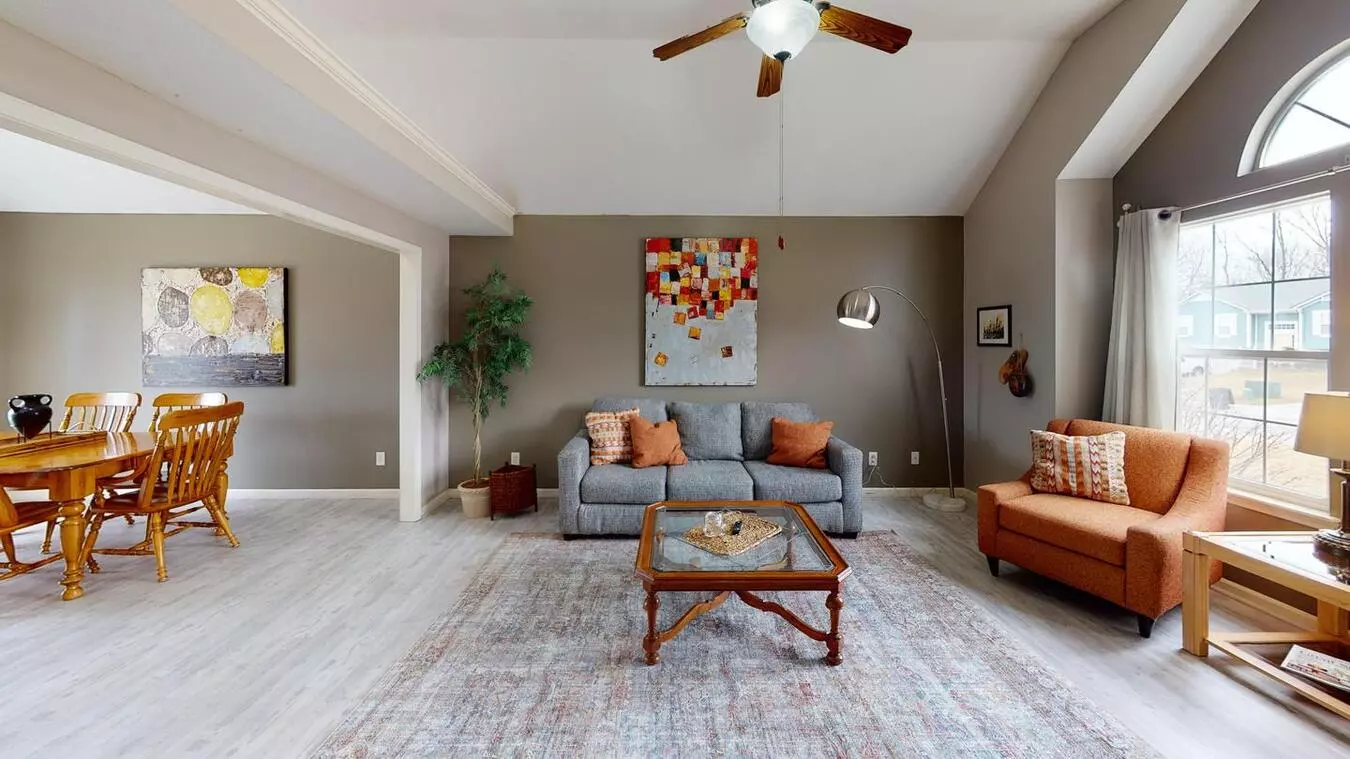 Quiet &amp; Cozy Living in Independence photo 2
