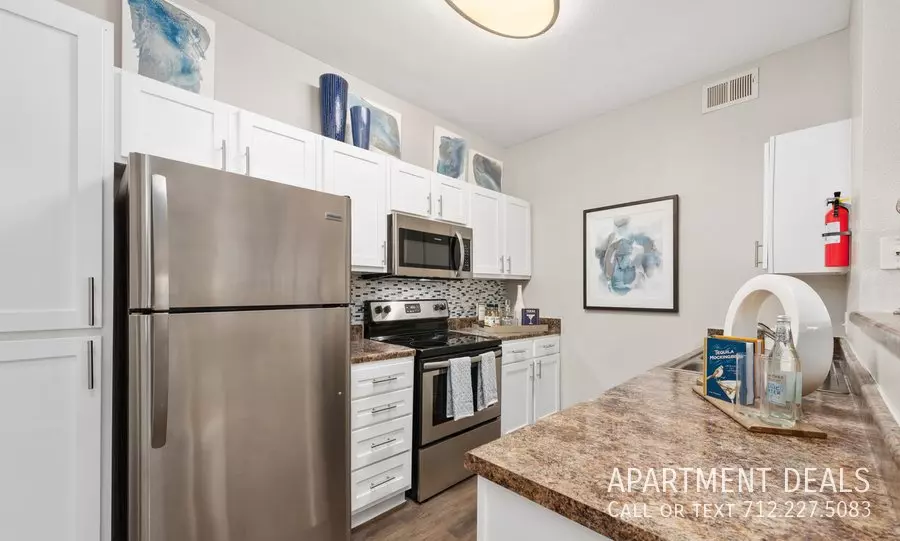 2906 West Baker Road, Baytown, TX 77521 photo 3