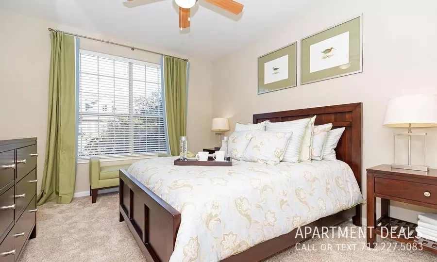 3723 Emmett Hutto Boulevard, Baytown, TX 77521 photo 3