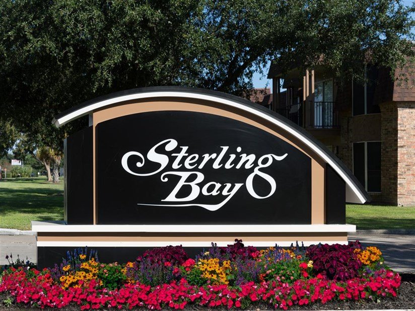 Sterling Bay Apartments photo 4