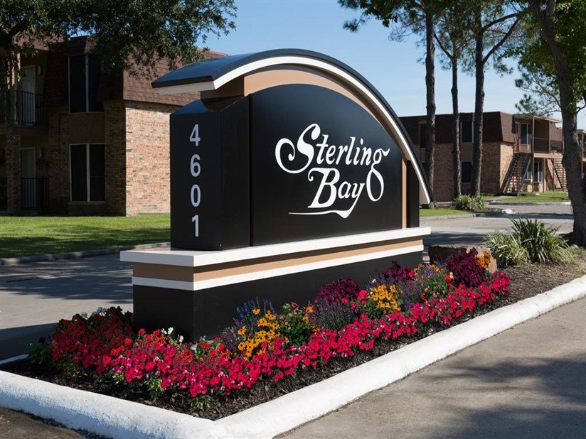 Sterling Bay Apartments photo 5