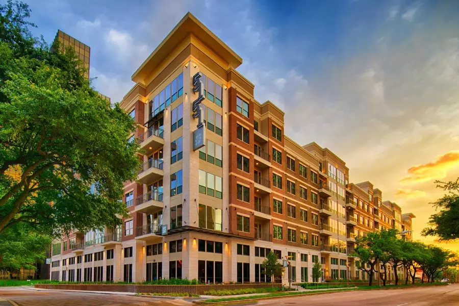 3055 Sage Road, Houston, TX 77056 photo 4