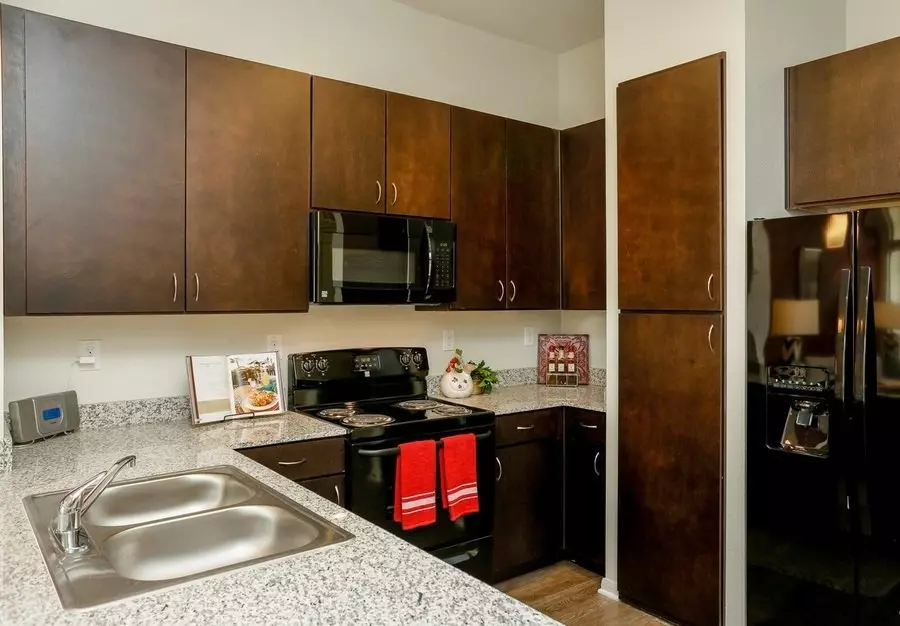 8600 Main Street, Houston, TX 77025 photo 2