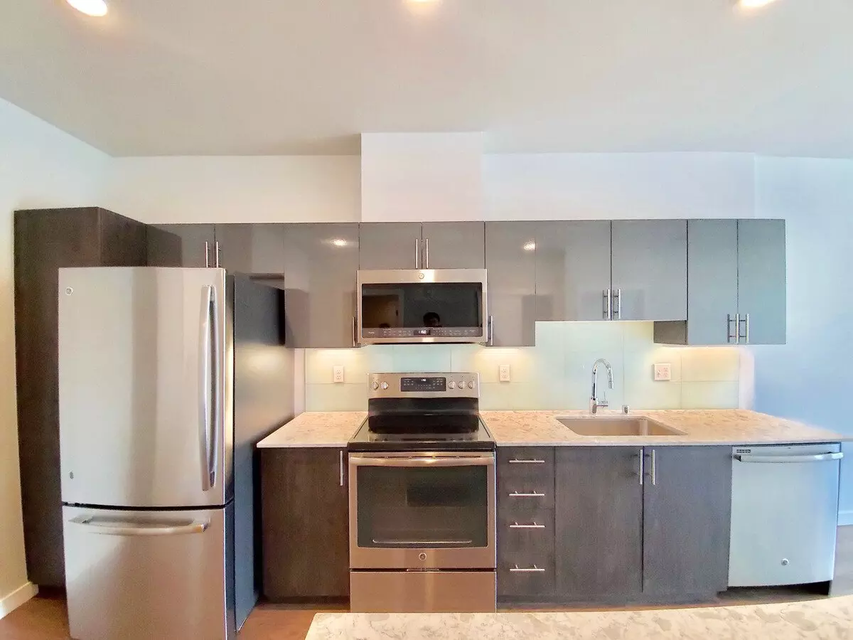 1085 103rd Ave Bellevue, WA 98004 photo 3