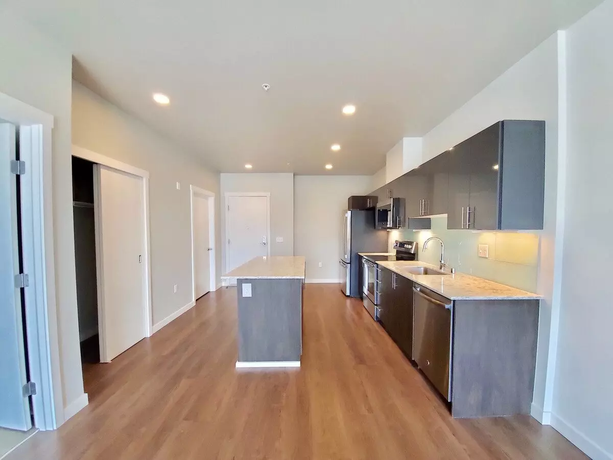 1085 103rd Ave Bellevue, WA 98004 photo 5