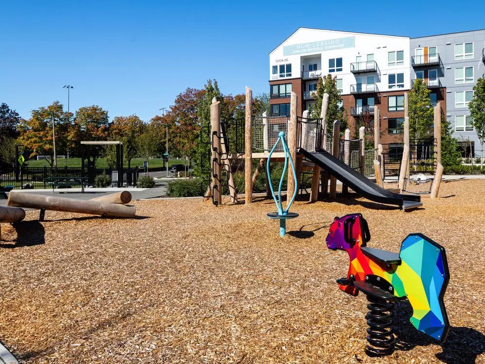 Avalon Bothell Commons photo 2