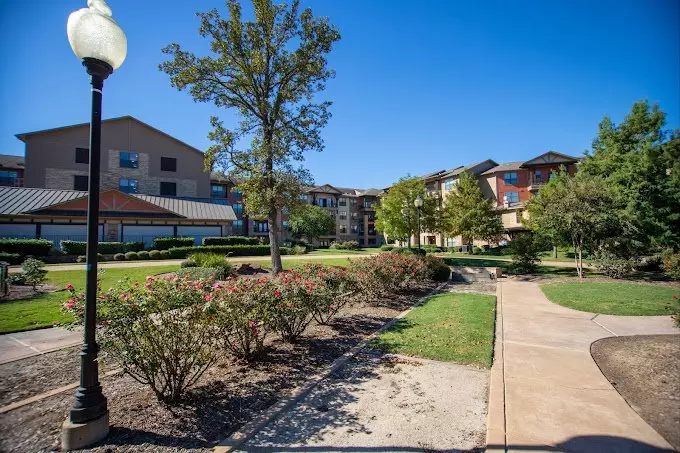 Watercrest at Bryan photo 3