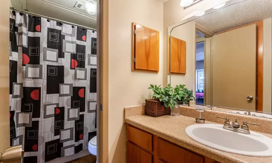 3916 Old Denton Road, Carrollton, TX 75007 photo 5