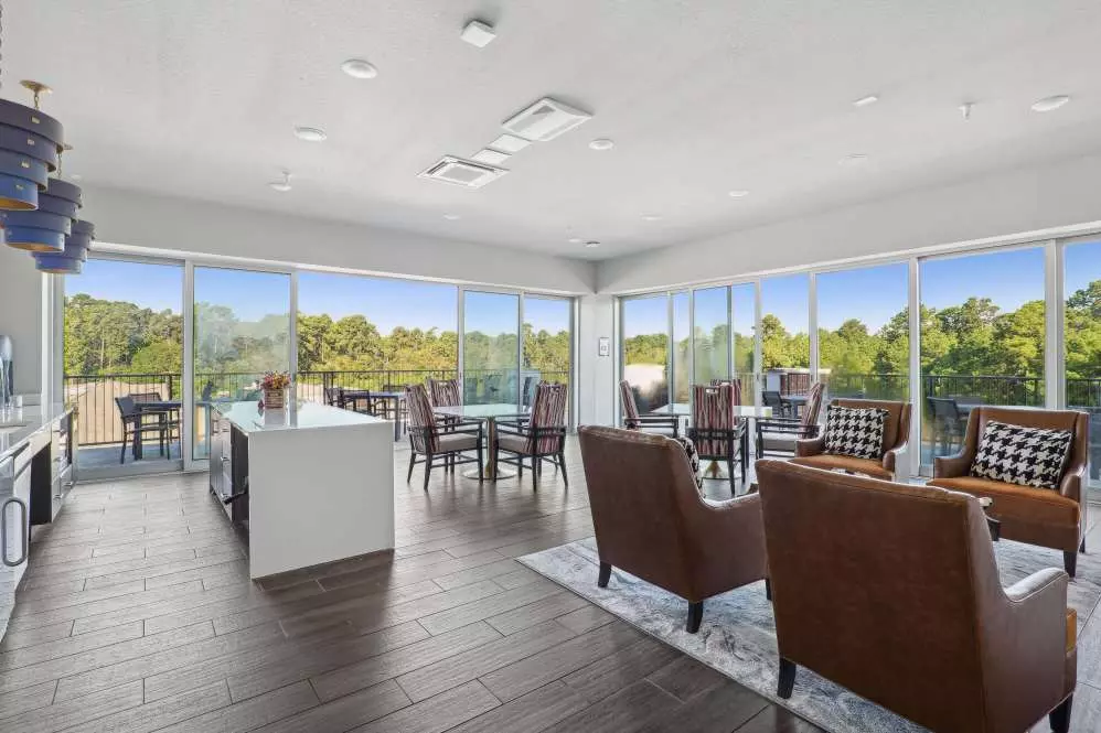 Reserve at Woodland Lakes photo 2