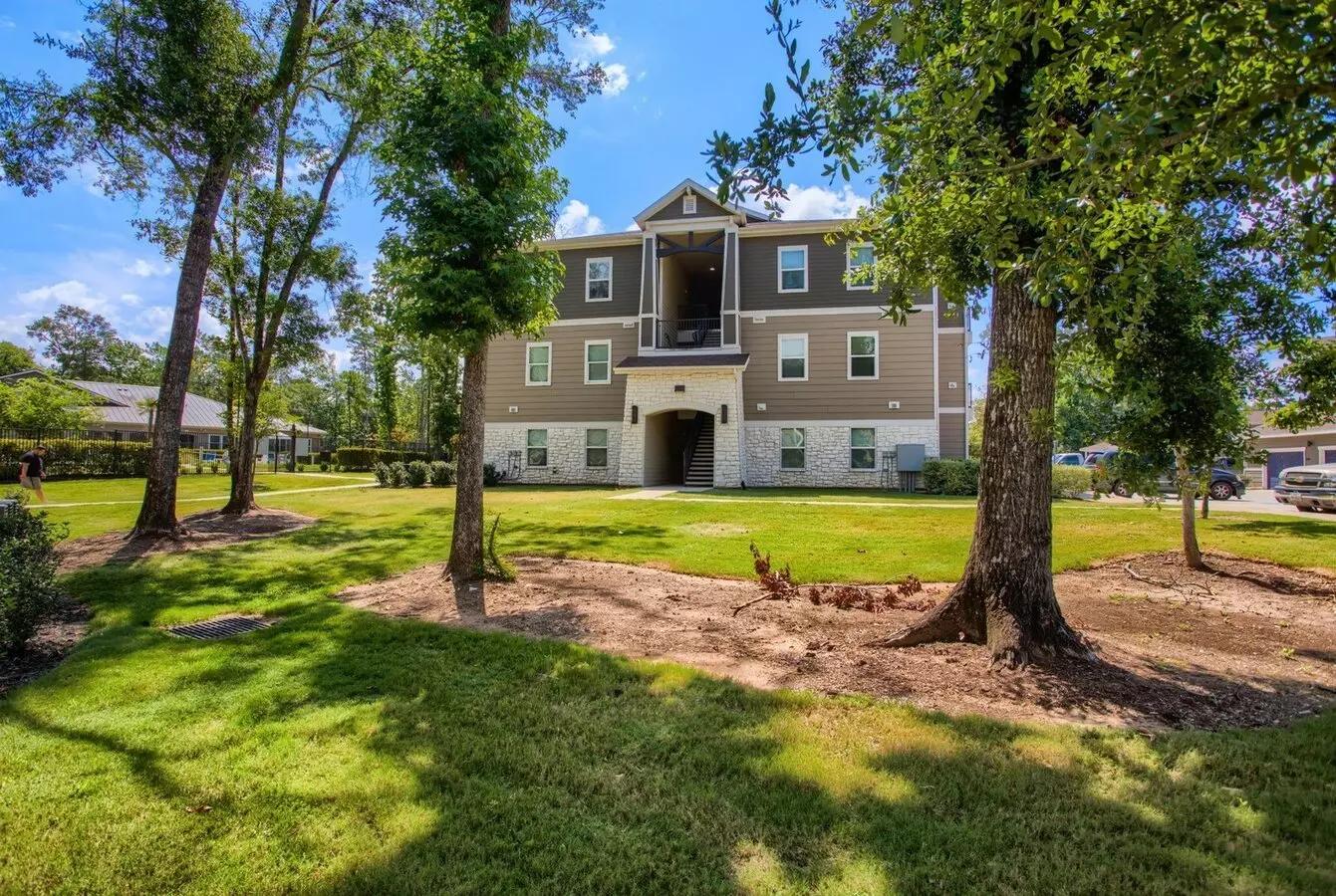 Urban Oaks at Conroe photo 4