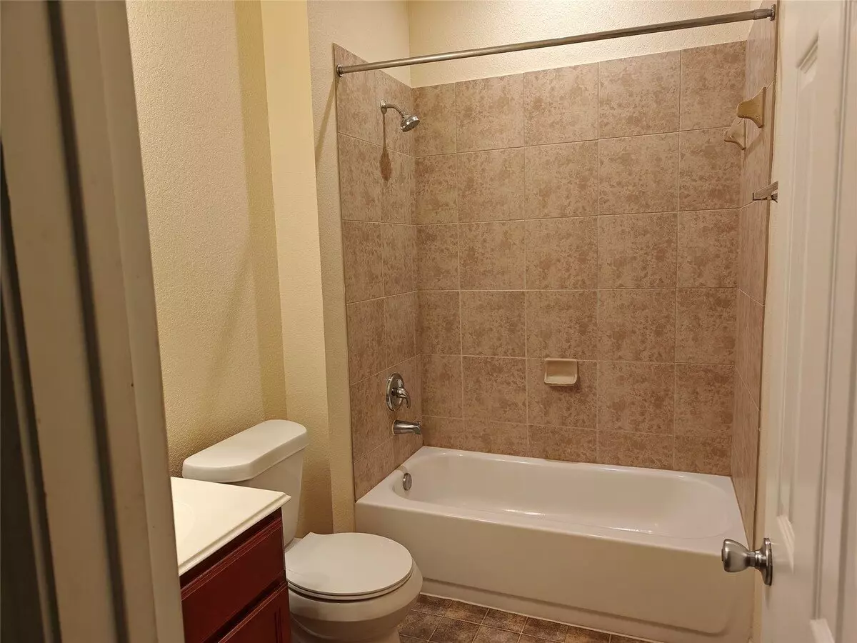 7915 Moss Springs Court, Cypress, TX 77433 photo 5