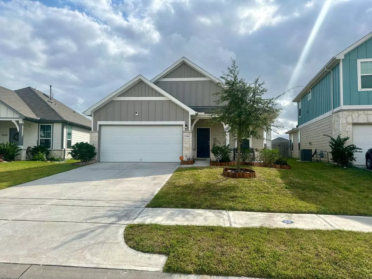 17902 Sunny Savanna Drive, Hockley, TX 77447 photo 2
