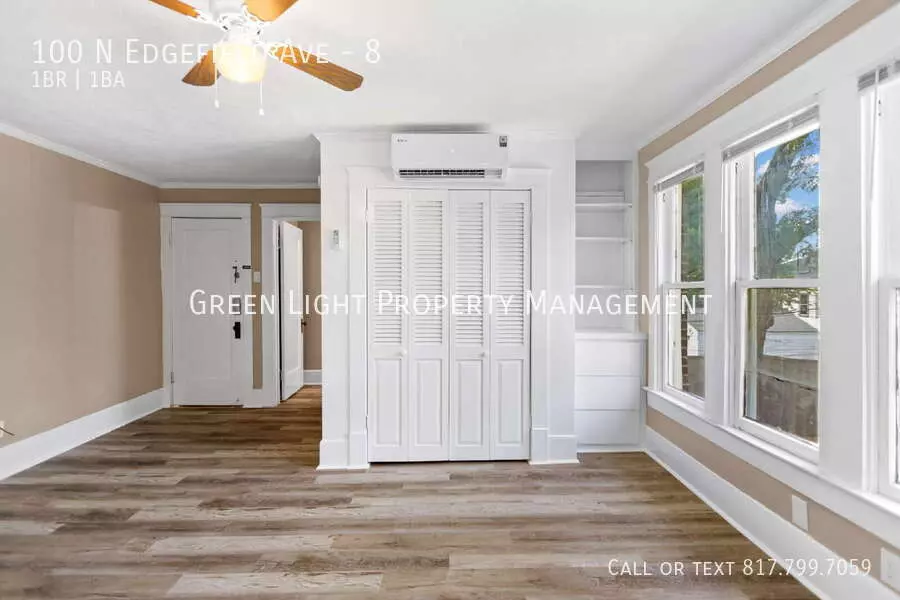 100 N Edgefield Ave photo 2