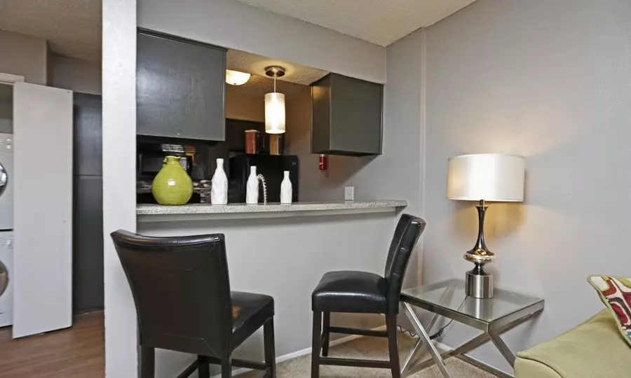 11206 Walnut Hill Ln photo 2