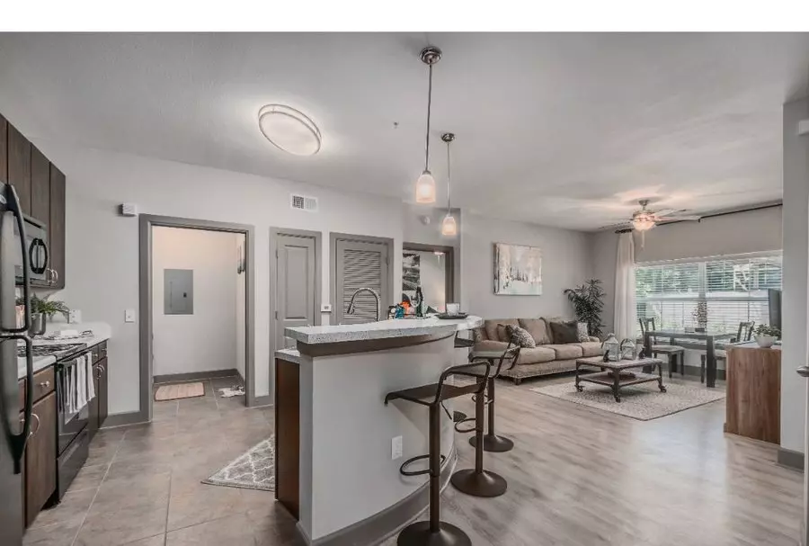 11917 Greenville Avenue, Dallas, TX 75243 photo 4