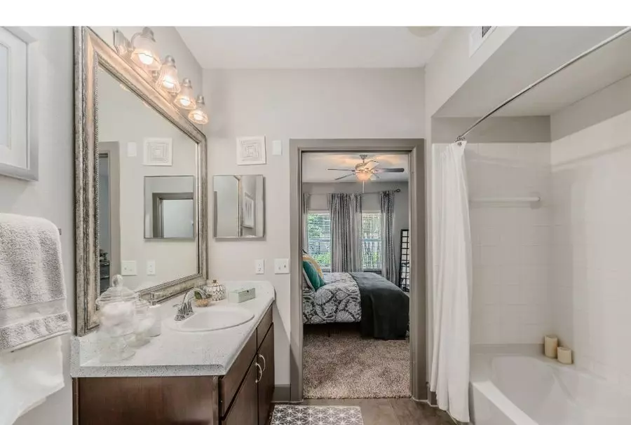 11917 Greenville Avenue, Dallas, TX 75243 photo 5