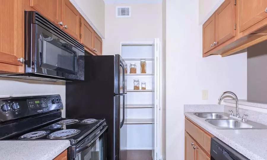 14261 Preston Road, Dallas, TX 75254 photo 2