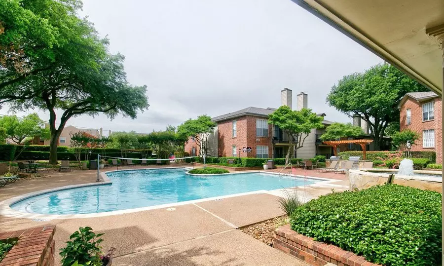 18894 Marsh Lane, Dallas, TX 75287 photo 4