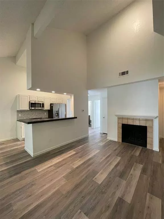 2506 Wedglea Dr 109 photo 3