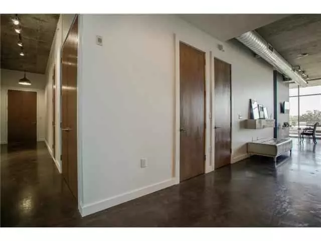 3030 Bryan Street, Dallas, TX 75204 photo 2
