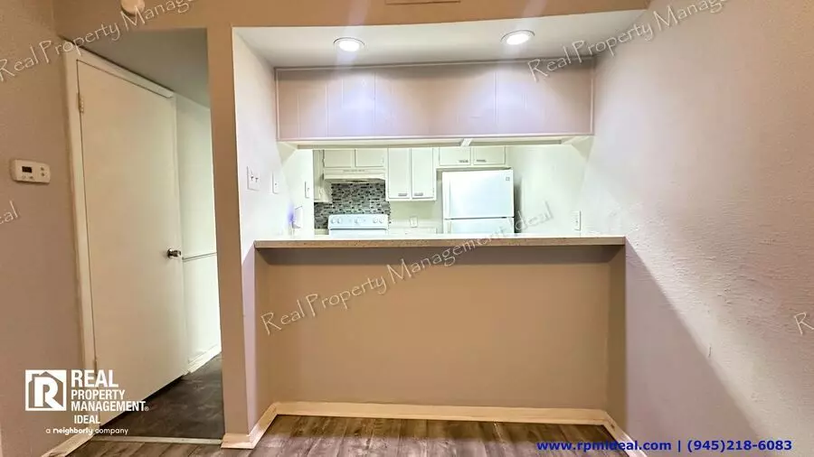 3045 Park Lane, Dallas, TX 75220 photo 5