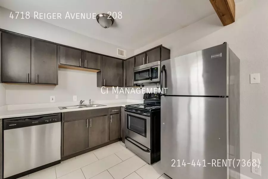 Paragon Apartments photo 3