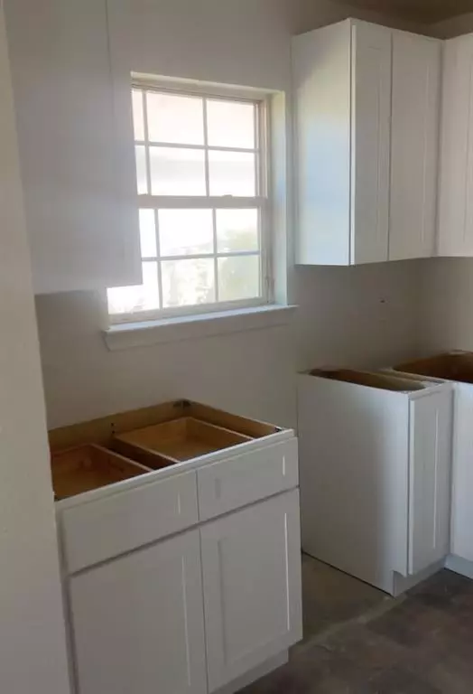 4720 Burma Road, Dallas, TX 75216 photo 4